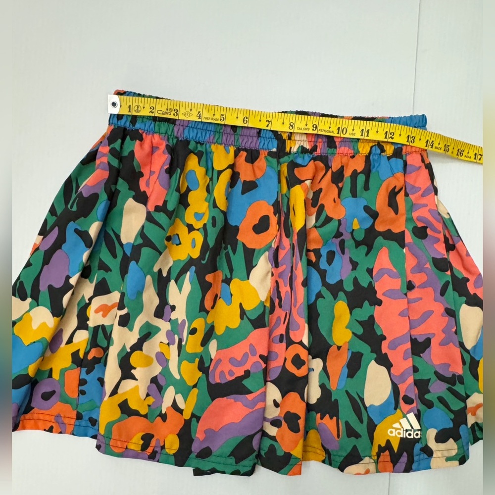 Adidas Sportswear Shorts – Graphic Retro Print - S - Picture 16 of 16